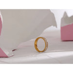 Anel de zircônia cúbica dourado