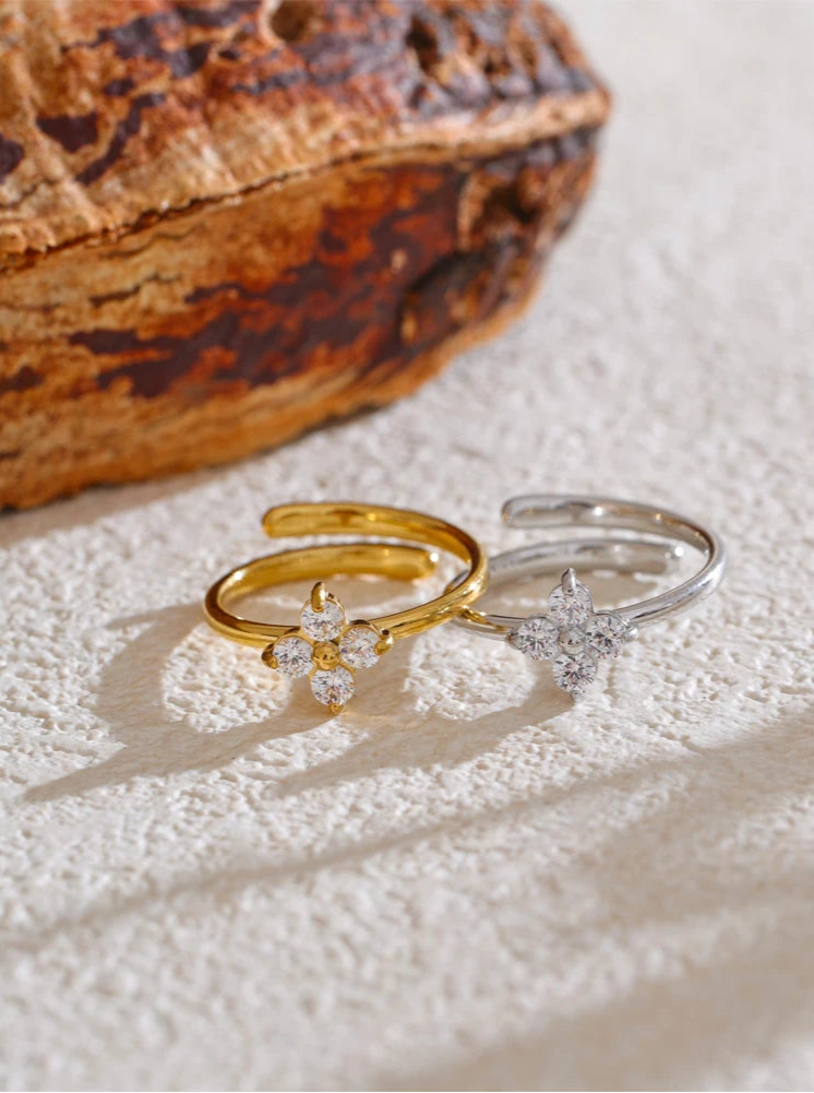 Anel zirconia cúbica flor ajustável
