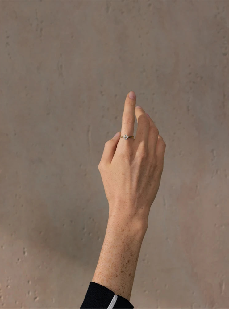 Anel zirconia cúbica flor ajustável