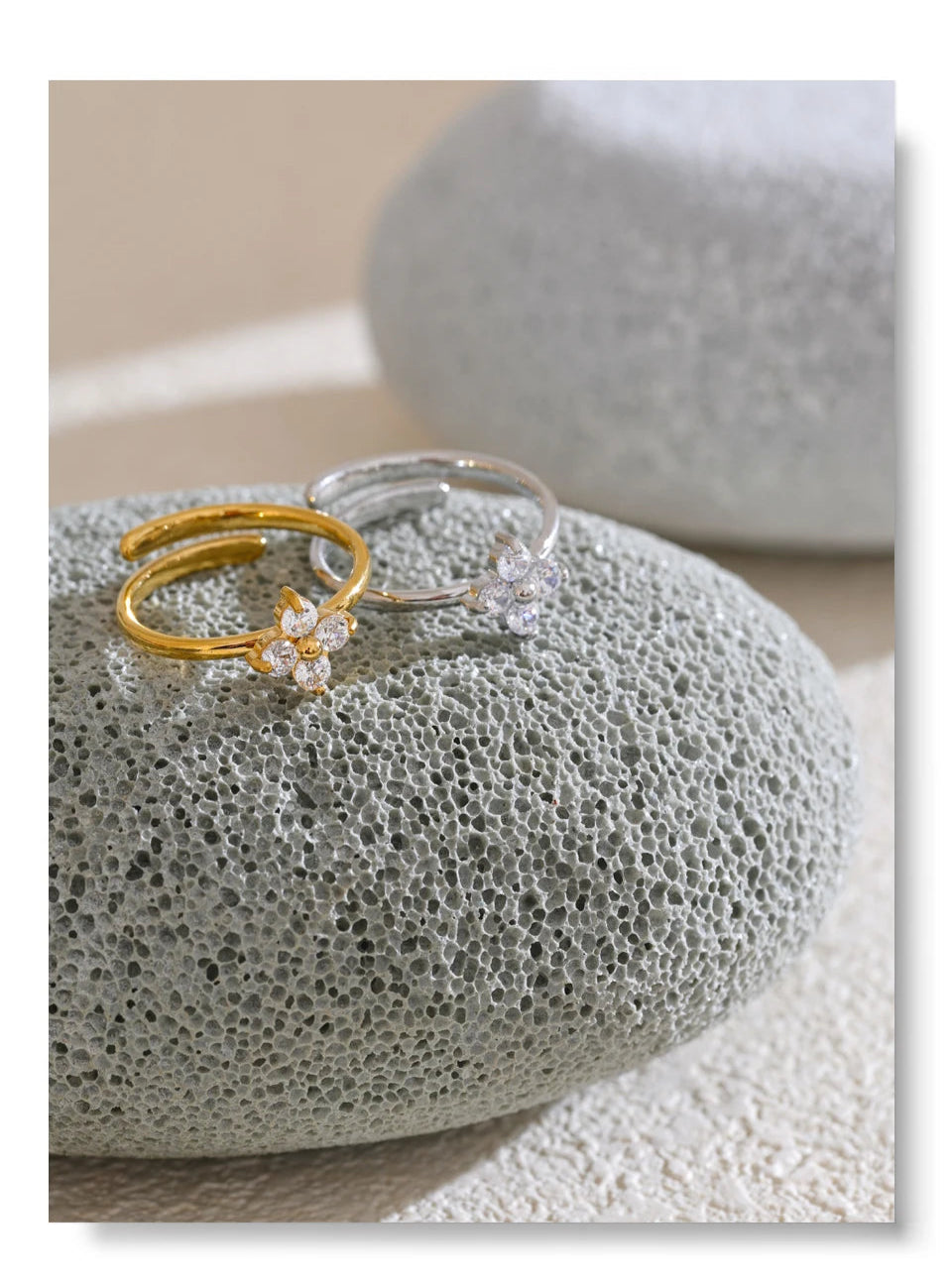 Anel zirconia cúbica flor ajustável