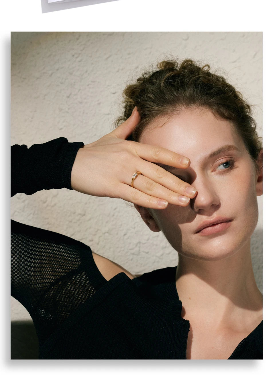 Anel de zircônia cúbica brilhante 18K