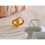 Anel de dedo geométrico em forma de X de aço inoxidável banhado a PVD à prova d'água metal liso joias polidas feitas à mão