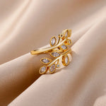 Anel Ajustável Folhas de Zirconio