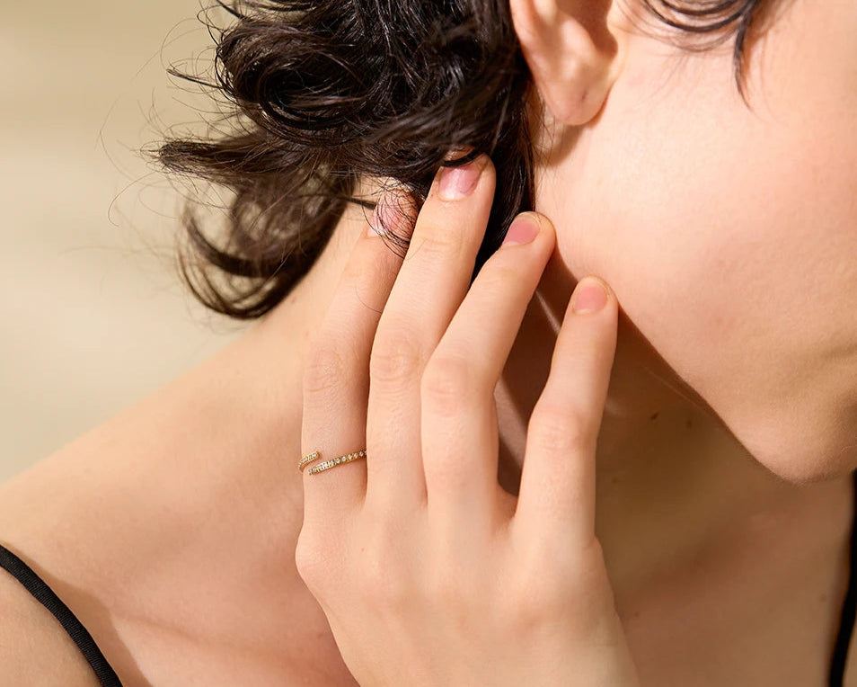 Anel zircônia cúbica dourado