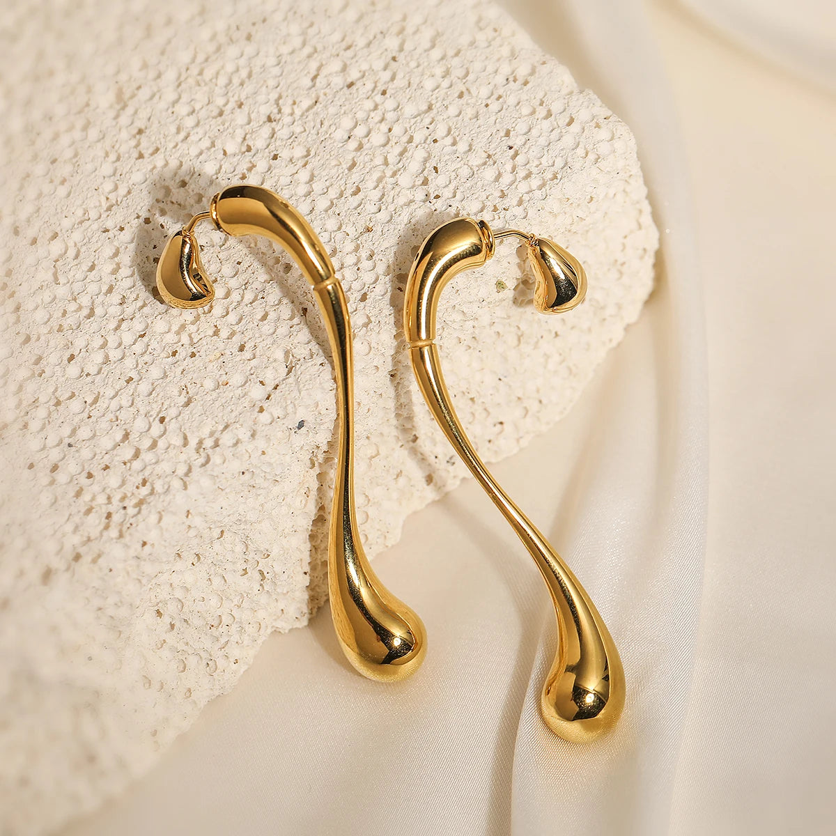 Brinco Dourado Dupla Face