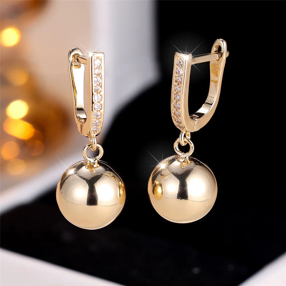 Brincos de argola redondos pequenos fofos de metal para mulheres charme feminino cor dourada joias de casamento presente