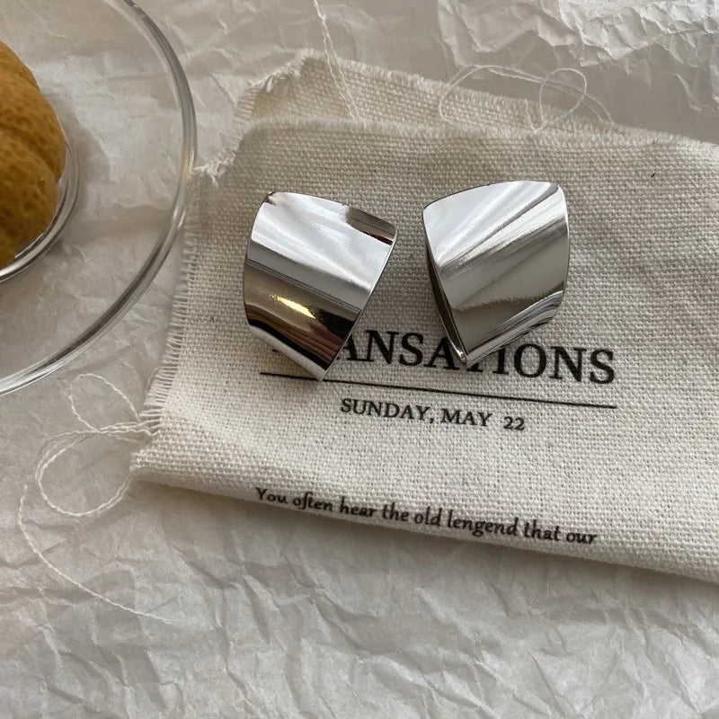 Brincos Assimétricos