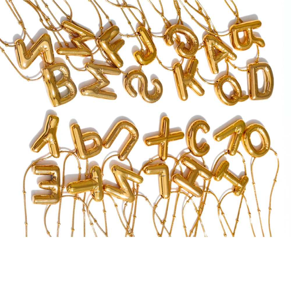 Colar personalizado letras dourado