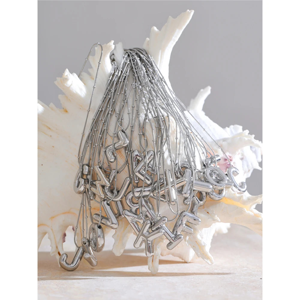 Colar personalizado letras prateado