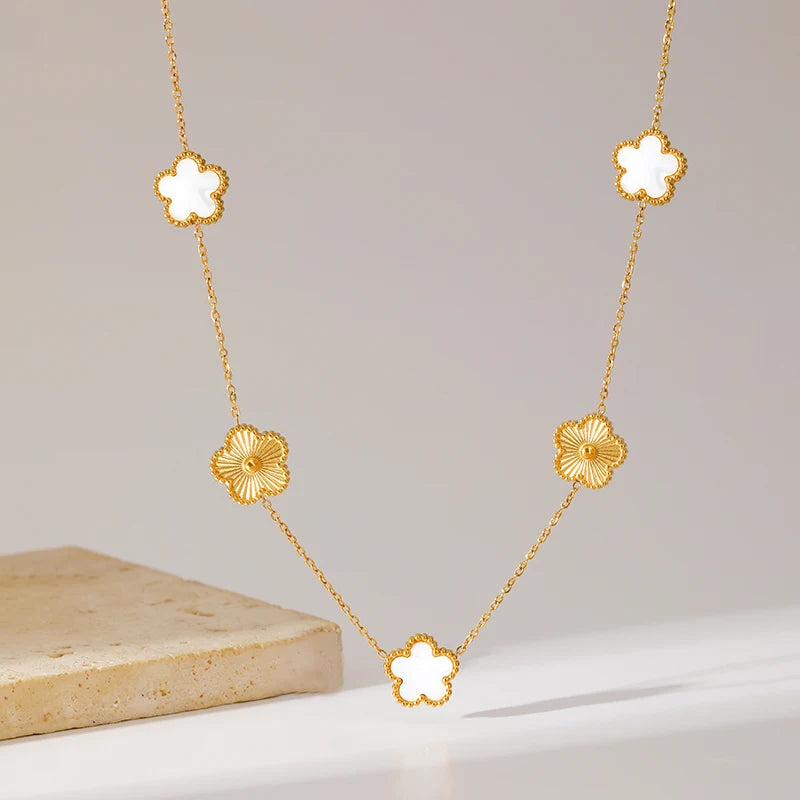 Conjunto de Joias Flor de Ameixa