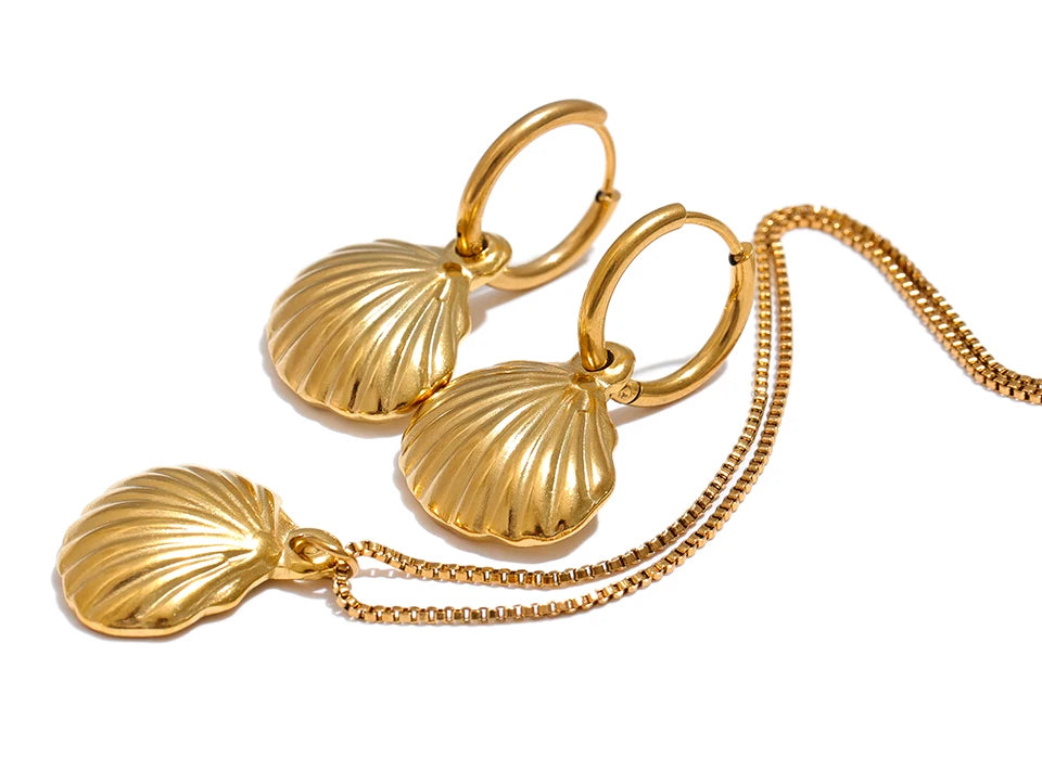 Conjunto de brincos e colar de concha de verão da moda em aço inoxidável cor dourada joias à prova d'água para mulheres