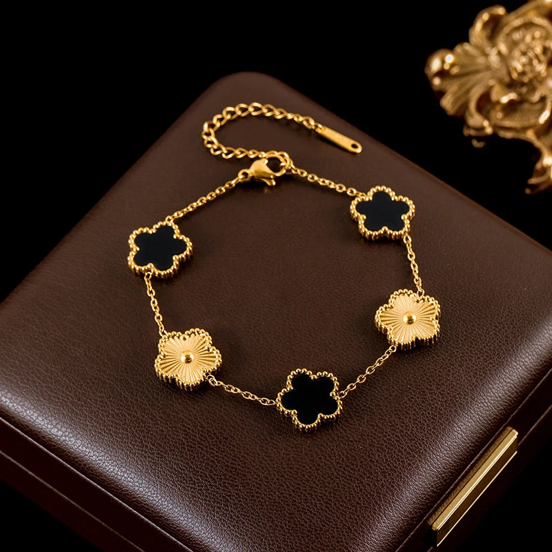 Conjunto de Joias Flor de Ameixa