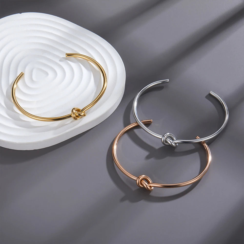 Pulseira de aço inoxidável para mulheres, pulseiras irregulares prateadas com abertura ajustável, pulseiras para casal, acessórios de joias, presentes