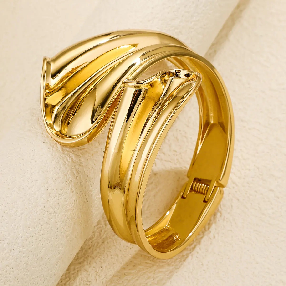 pulseira geométrica larga de metal liso brilhante, pulseira boho, textura de metal, banhado a ouro 18k, joias à prova d'água, decoração de presente