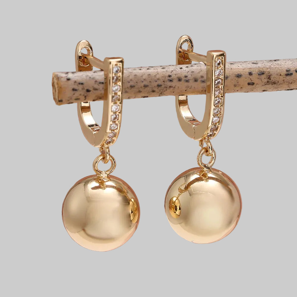 Brincos de argola redondos pequenos fofos de metal para mulheres charme feminino cor dourada joias de casamento presente