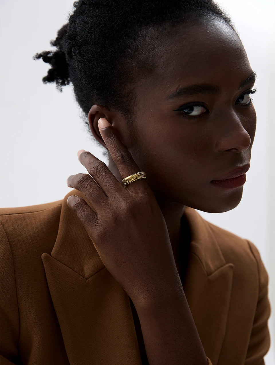 Anel minimalista 18k pvd banhado em ouro clássico