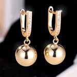 Brincos de argola redondos pequenos fofos de metal para mulheres charme feminino cor dourada joias de casamento presente