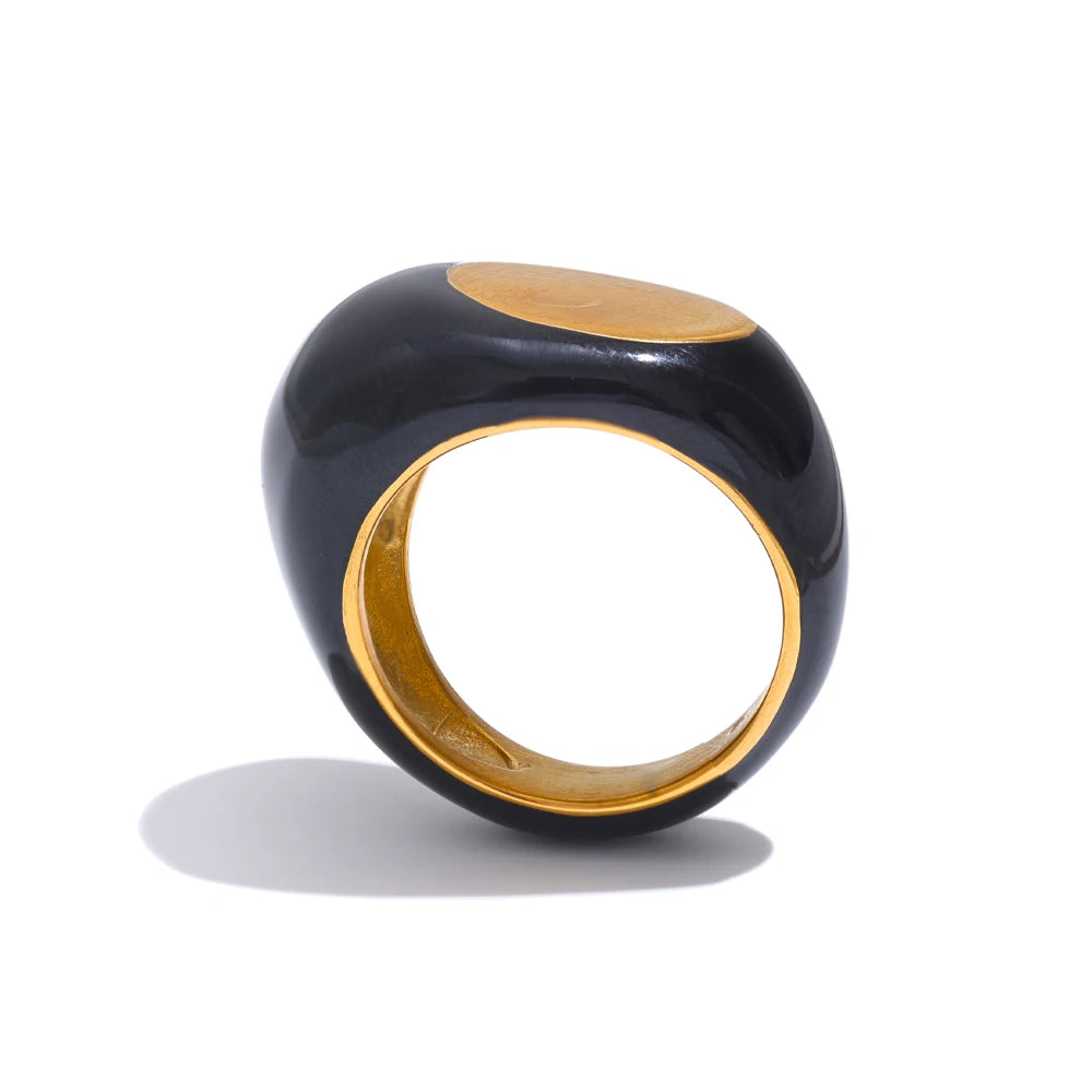 Anel preto esmalte geométrico