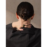 Anel preto esmalte geométrico