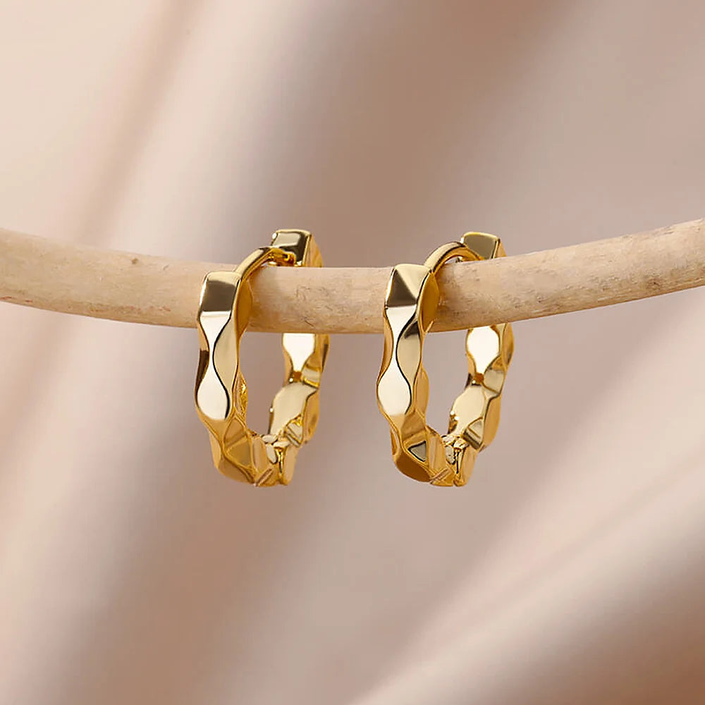 Brincos argola dourado