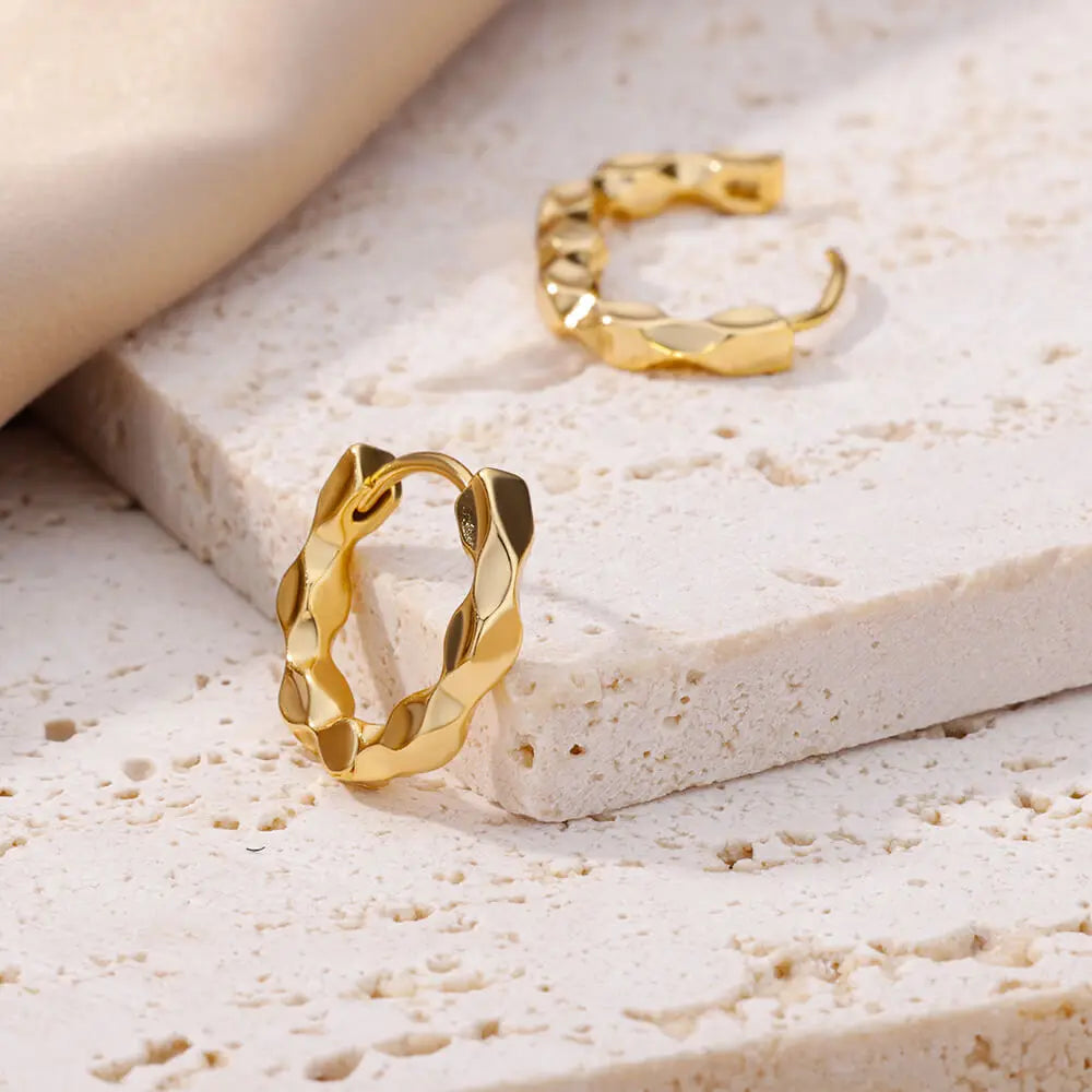 Brincos argola dourado
