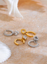 Brincos de Argola com Coração Brilhante