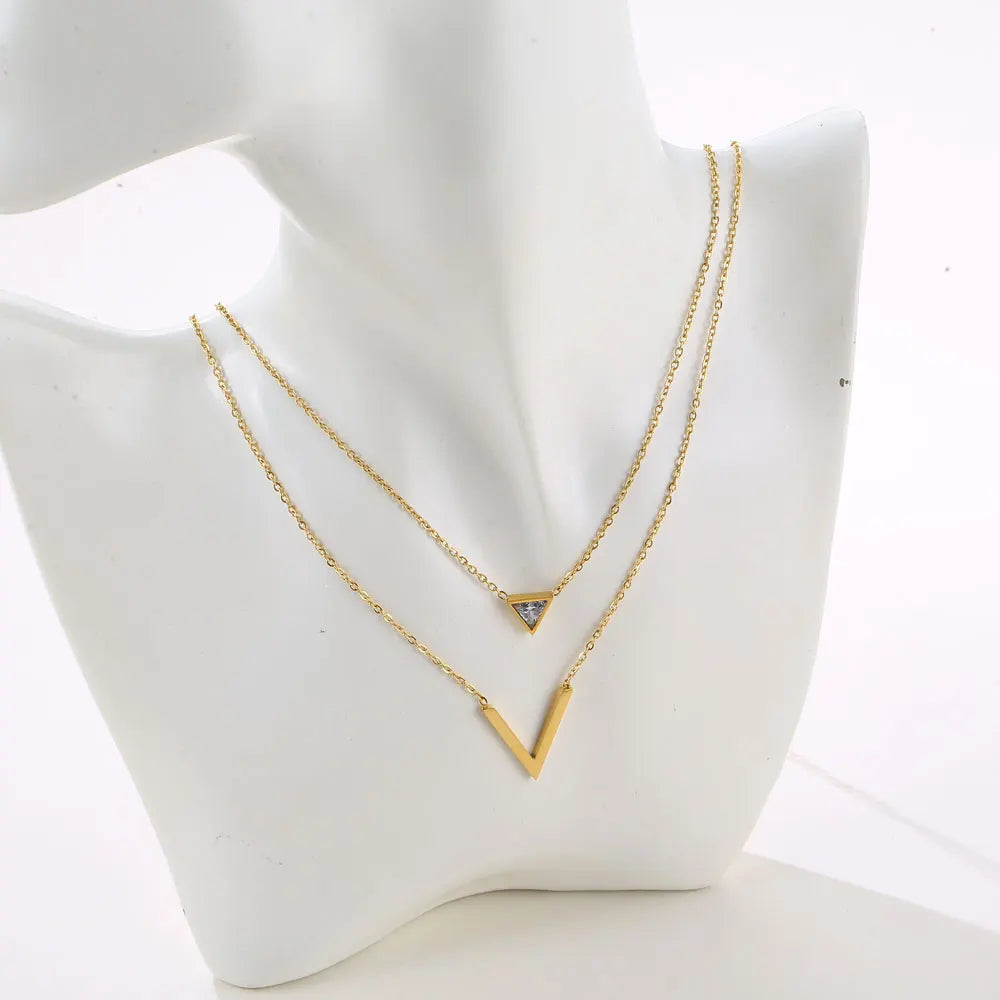 Colar geometrico dourado