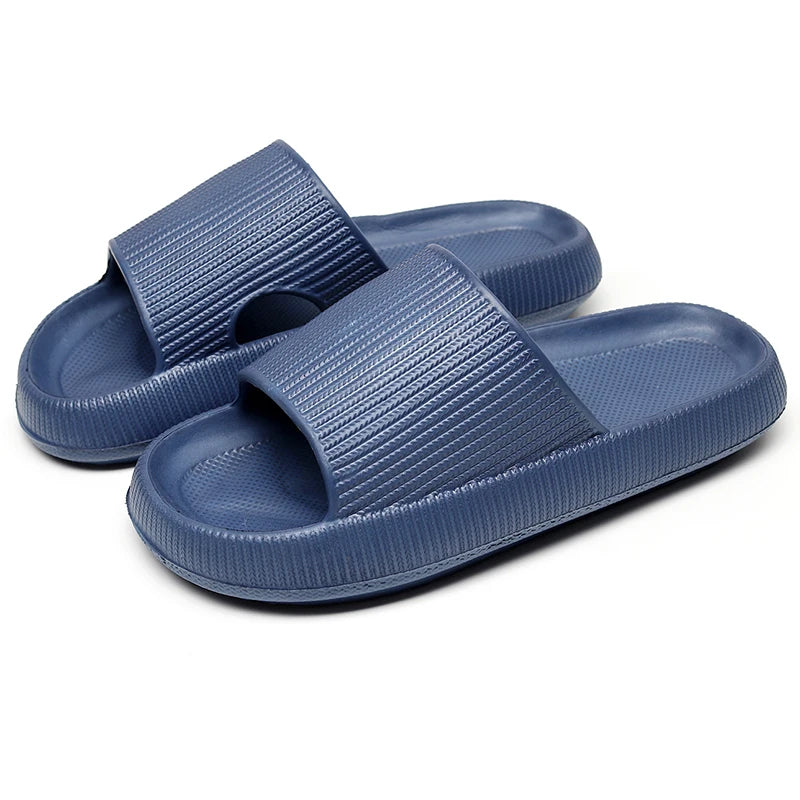 chinelo nuvem azul