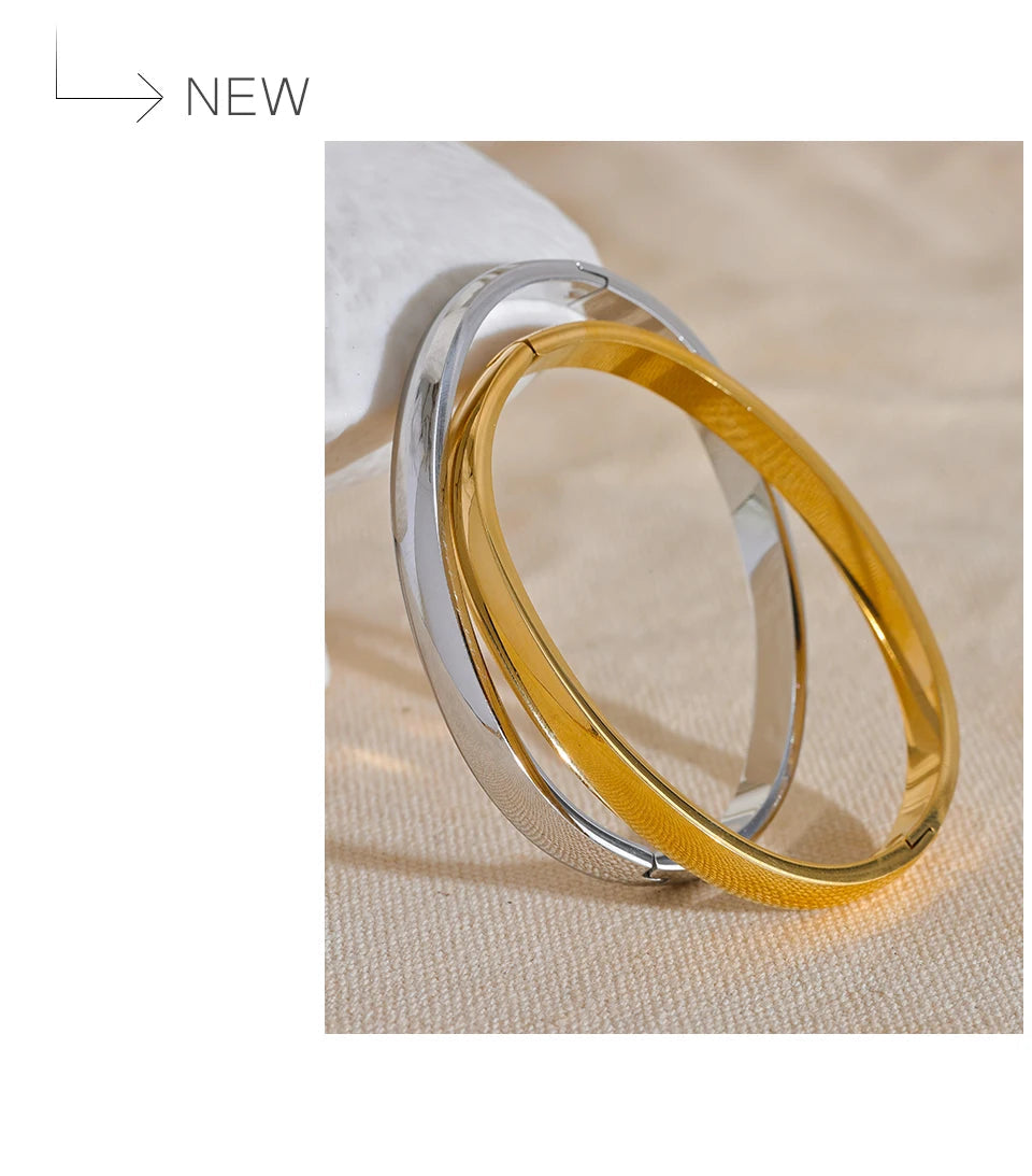 Pulseira minimalista dourada